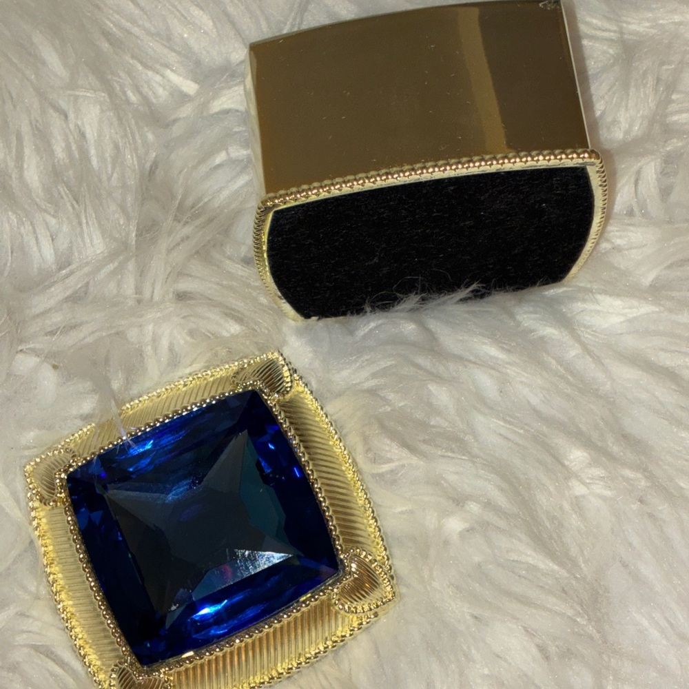 Judith Ripka Textured Anti-Tarnish Sapphire Blue Jewelry Box/Decor - Picture 2 of 5